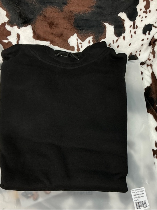 Comfrt Tops - Black Women’s Pullover Hoodie - DND